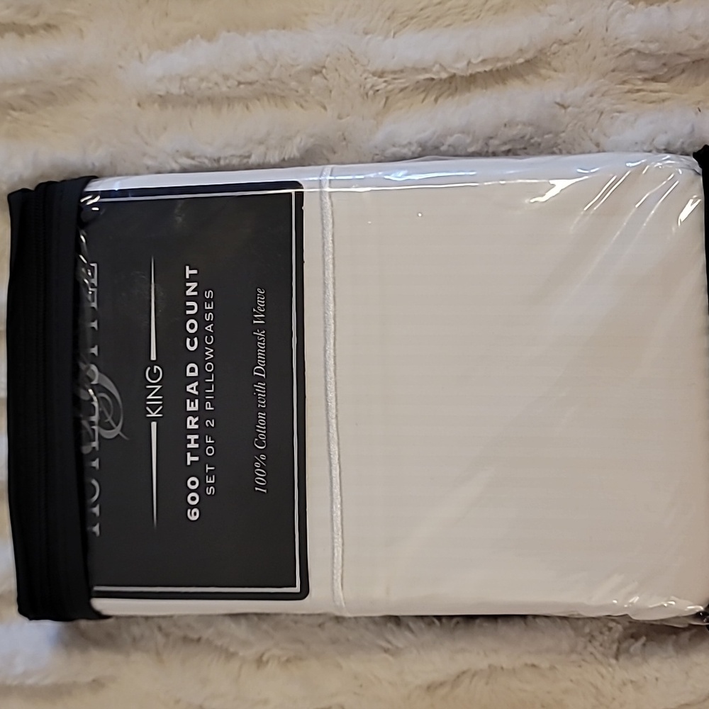 600 Thread Count 100% Cotton Pillow Cases